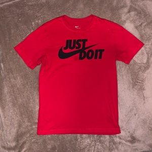 Nike T-shirt
